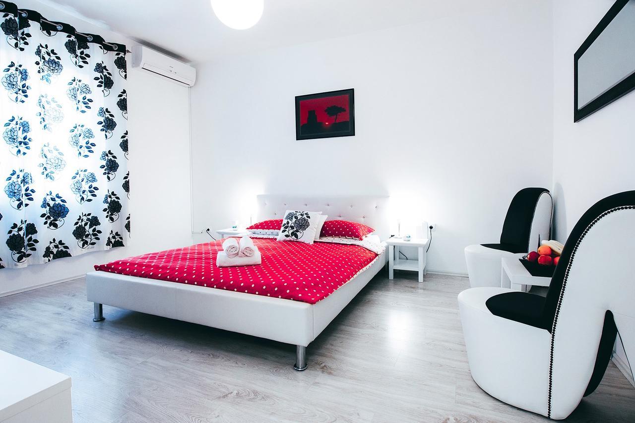Fifi Apartment W. Parking In Old Town Zadar Exterior foto